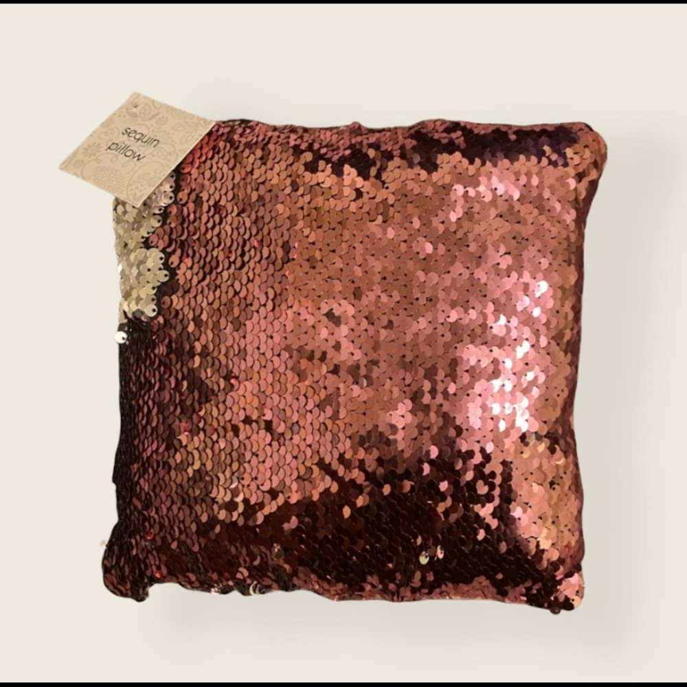 Sequin Pillow - Picture 2 of 4